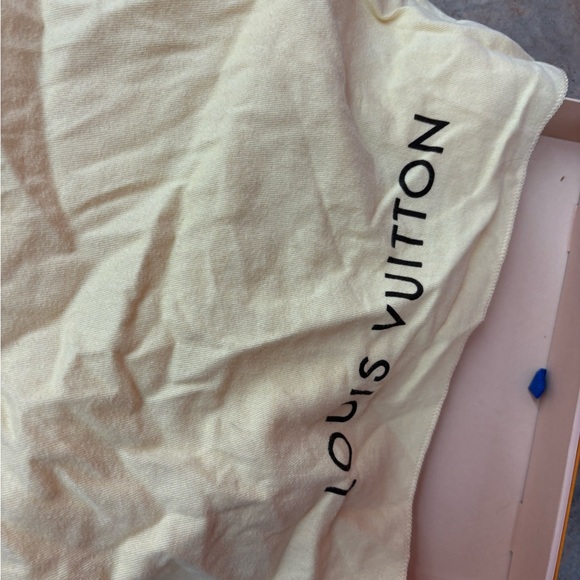 Louis Vuitton Blue Paris Notebook - Picture 7 of 14